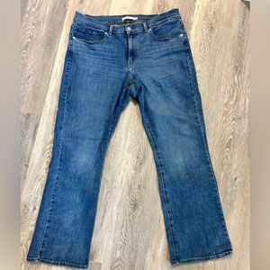 Levi’s Classic Bootcut Jeans Women’s Size 14 | Mid-Rise Stretch Denim |